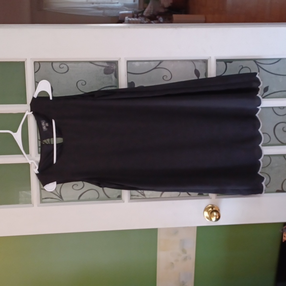 Lily Rose little black dress size medium